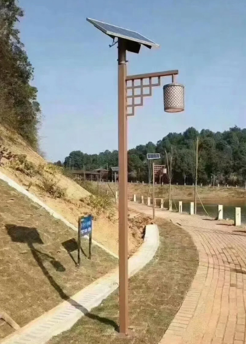 太阳能庭院灯