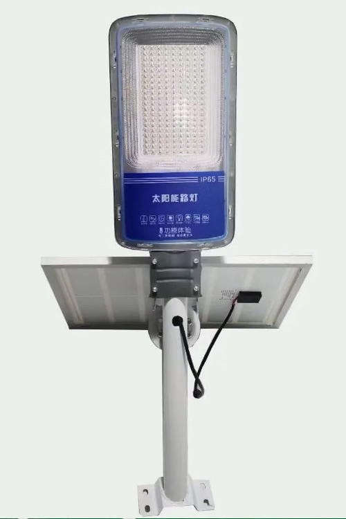 太阳能壁灯及挑臂灯